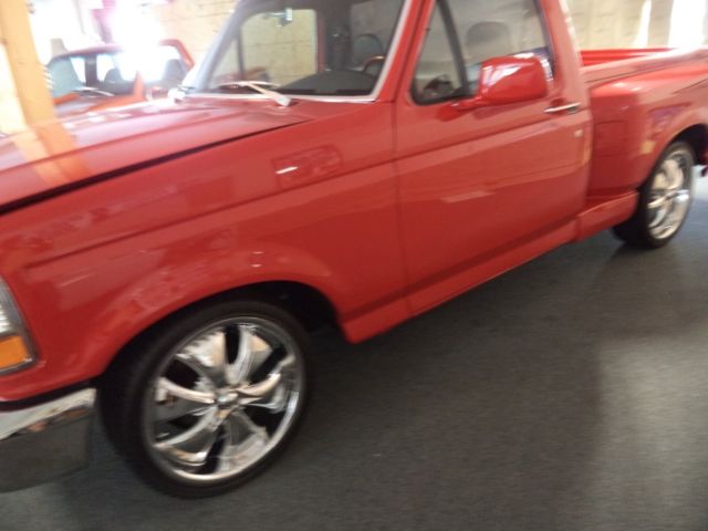 1993 Ford F-150 Standard Cab Pickup