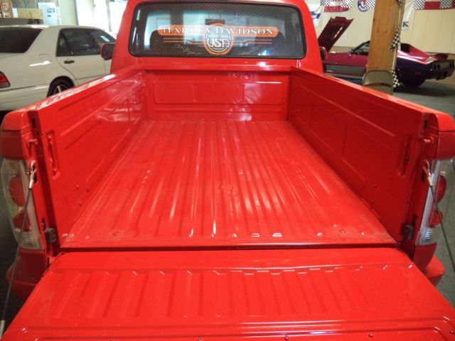 1993 Ford F-150 Standard Cab Pickup