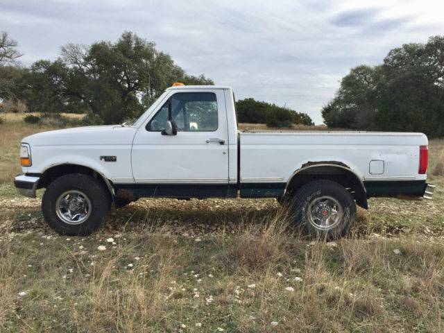 1993 White Ford F-150 Pick Up