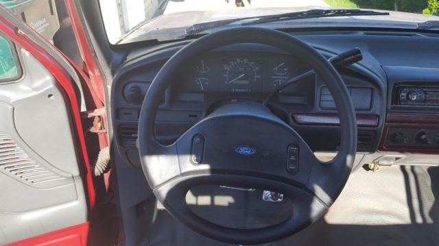 1993 Ford F-150 Standard Cab Pickup