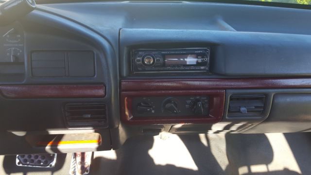 1993 Ford F-150 Standard Cab Pickup