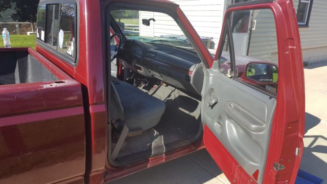 1993 Ford F-150 Standard Cab Pickup