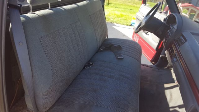 1993 Ford F-150 Standard Cab Pickup