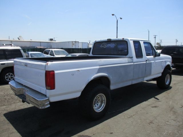 1993 White Ford F-150 Pickup Truck
