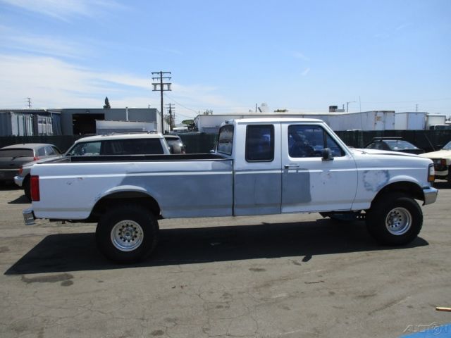 1993 White Ford F-150 Pickup Truck