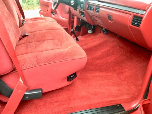 1993 Black red Ford F-250