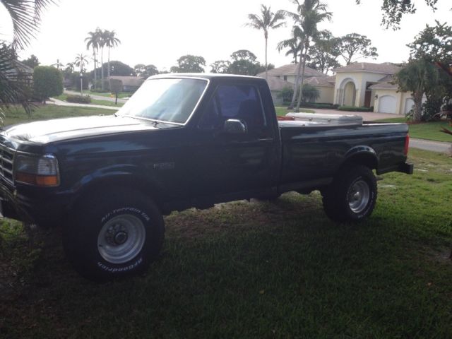 1993 Green Ford F-250 Standard Cab Pickup