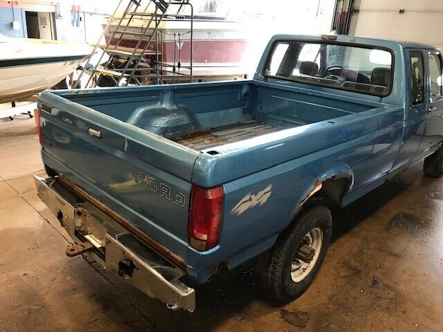 1993 Blue Ford F-250 Crew Cab Pickup