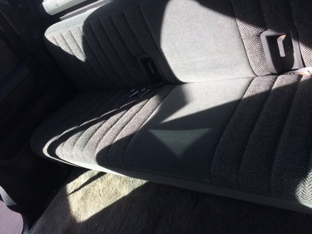 1993 White Ford F-250 Extended Cab Pickup