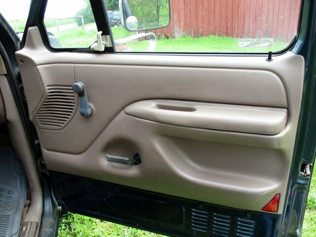 1993 Ford F-250 Standard Cab Pickup