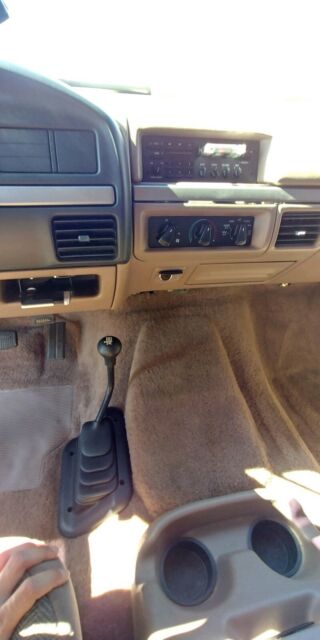 1993 Gold/Brown Ford F-250 Extended Cab Pickup