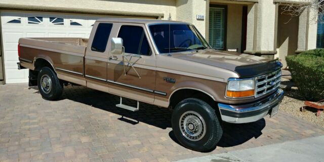 1993 Gold/Brown Ford F-250 Extended Cab Pickup