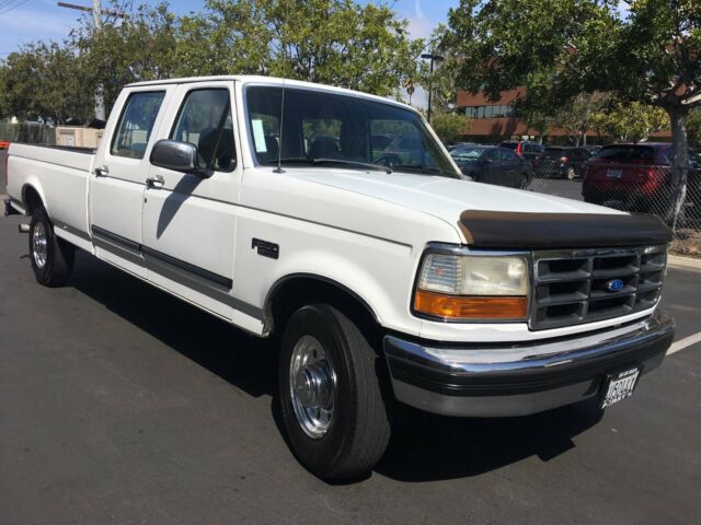 1993 White Ford F-350 Extended Crew Cab Pickup