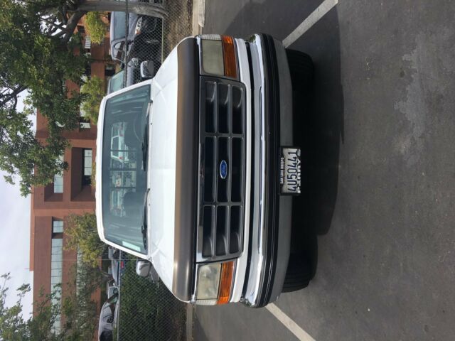 1993 White Ford F-350 Extended Crew Cab Pickup