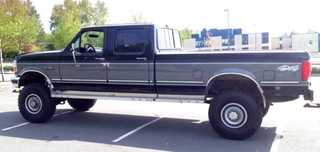 1993 Black/Grey Ford F-350 Crew Cab Pickup