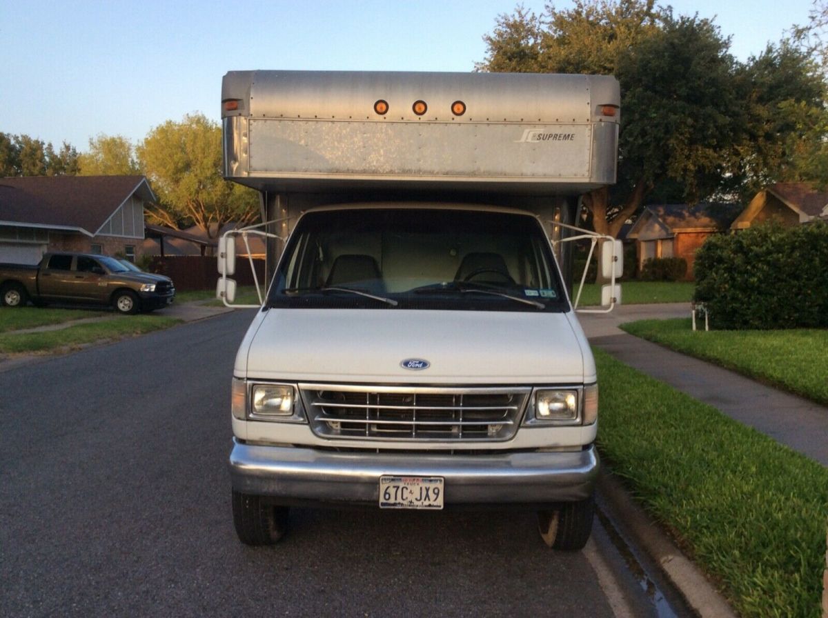 1993 Ford F-350 Cutaway Van
