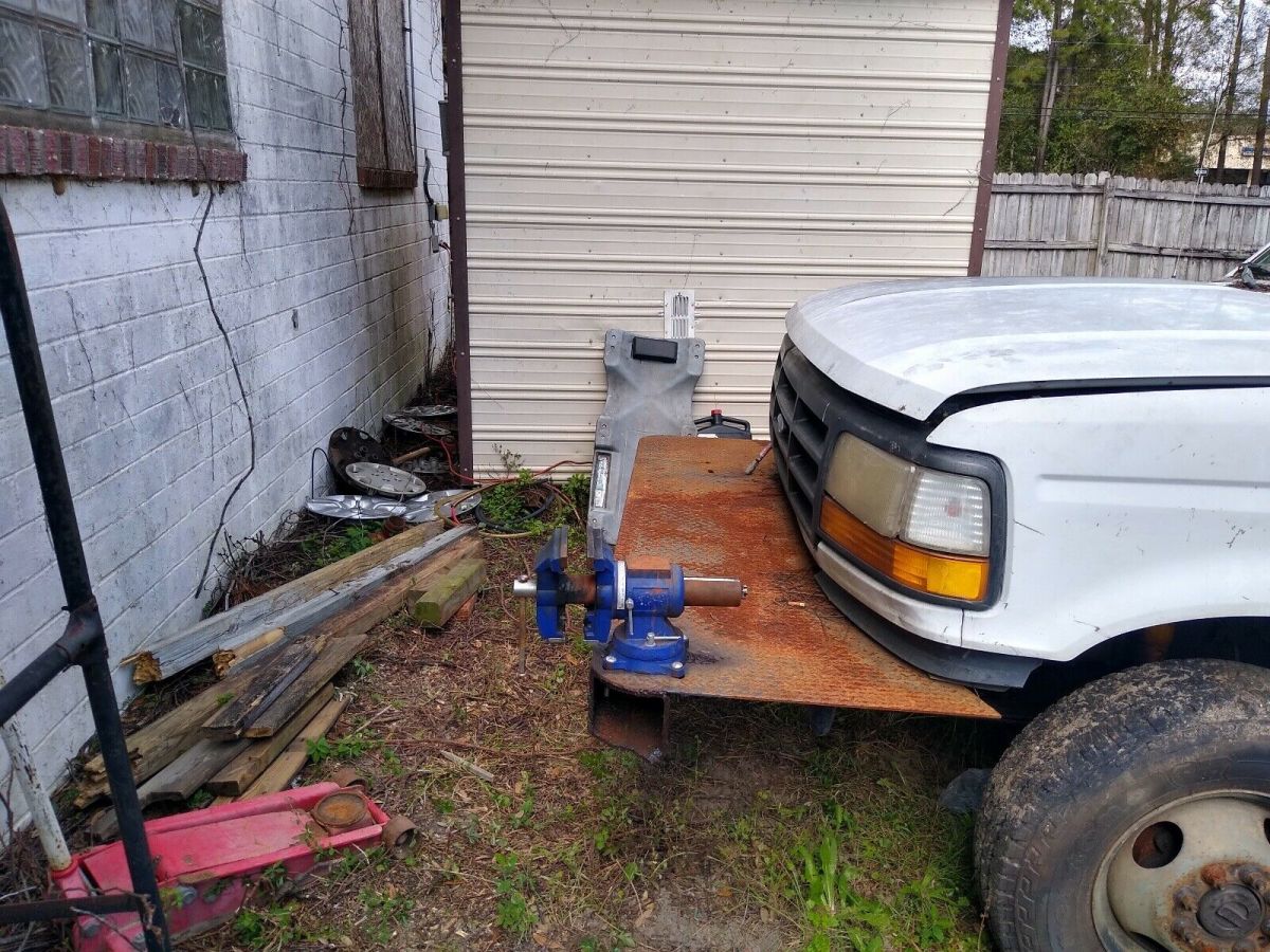 1993 White Ford F-350 Pickup