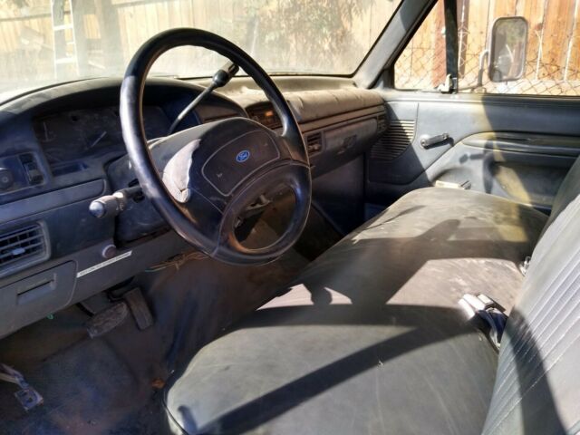 1993 Ford F-450 Cab & Chassis