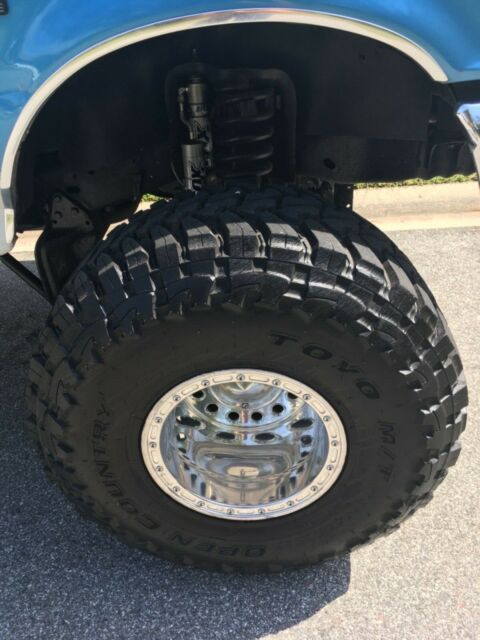 1993 White Ford F-150 Extended Cab Pickup