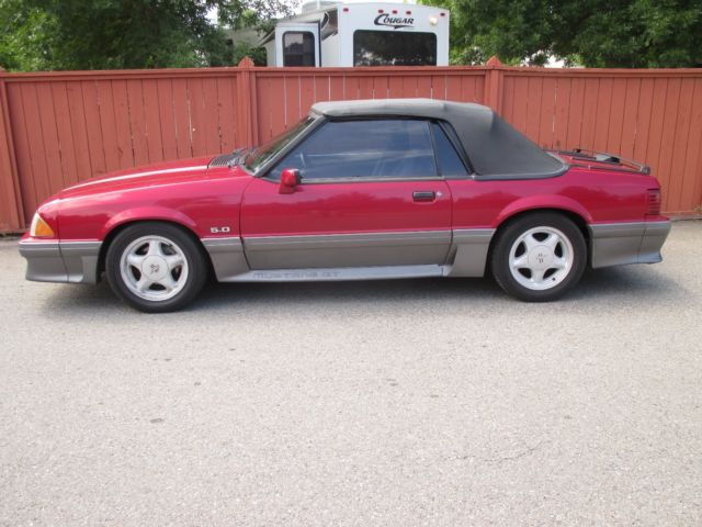 1993 Burgundy Ford Mustang