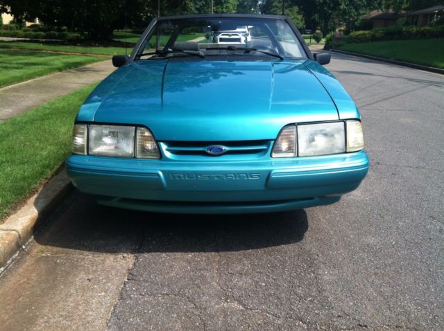1993 White Ford Mustang Convertible