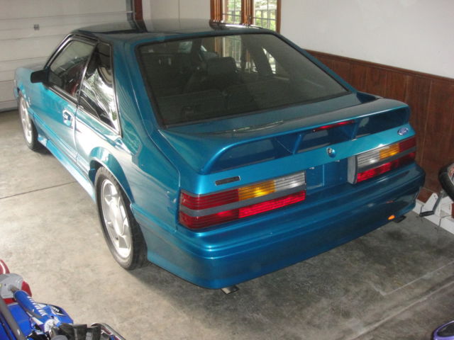 1993 Red Ford Mustang