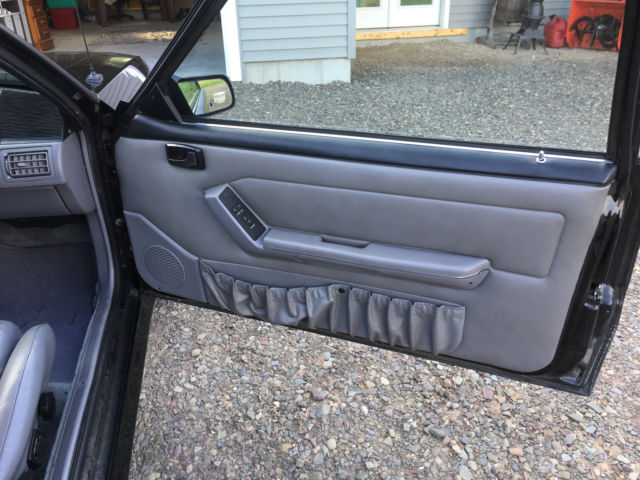 1993 Black Ford Mustang