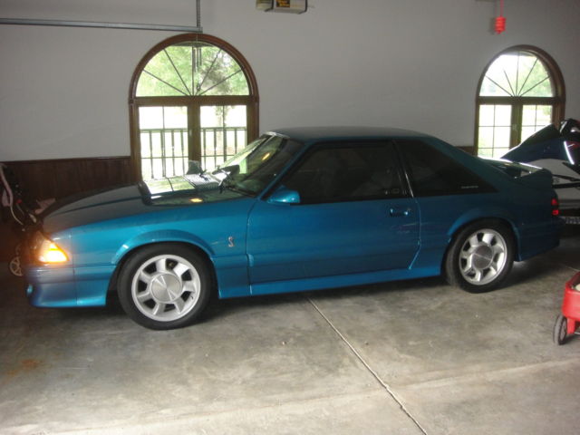 1993 Red Ford Mustang
