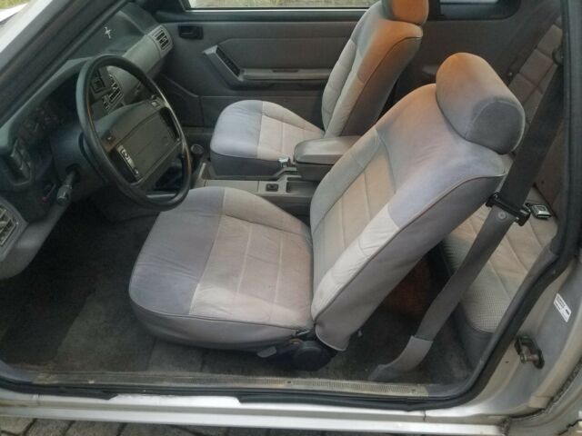1993 Gray Ford Mustang Coupe