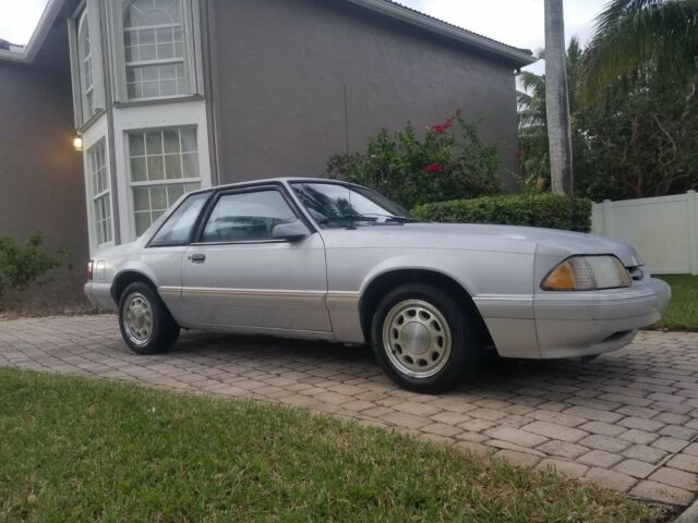 1993 Gray Ford Mustang Coupe