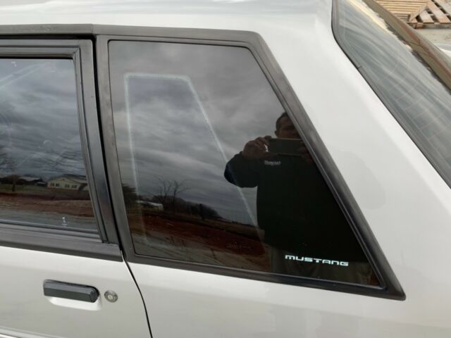 1993 Silver Ford Mustang Coupe