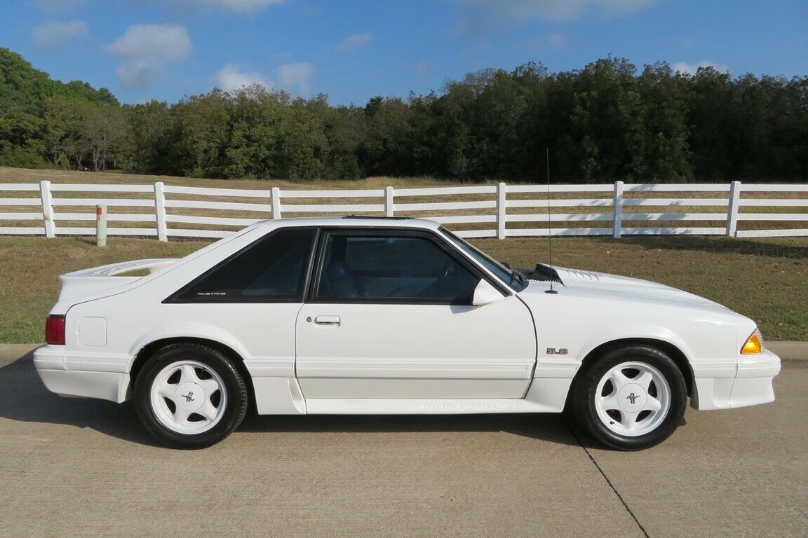 1993 White Ford Mustang Fox Body 5.8L