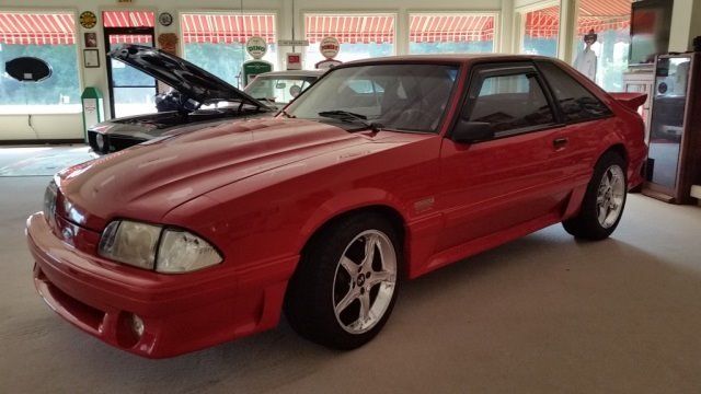 1993 Red Ford Mustang N/A