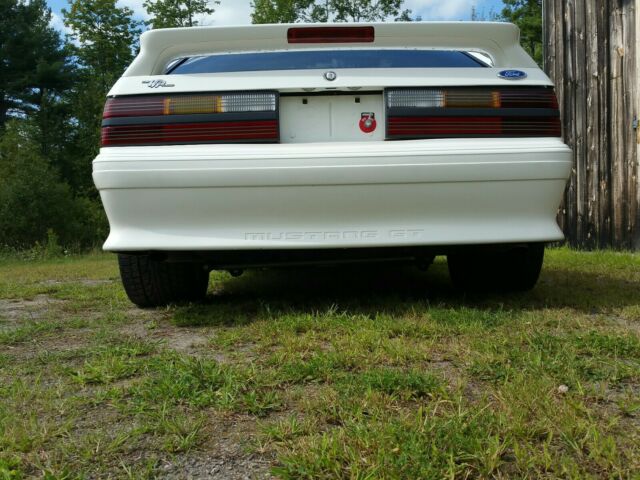 1993 White Ford Mustang Hatchback