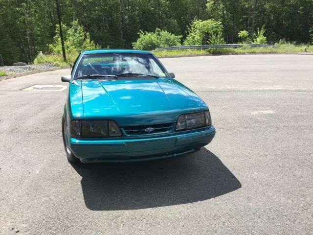 1993 Reef Blue Ford Mustang Hatchback