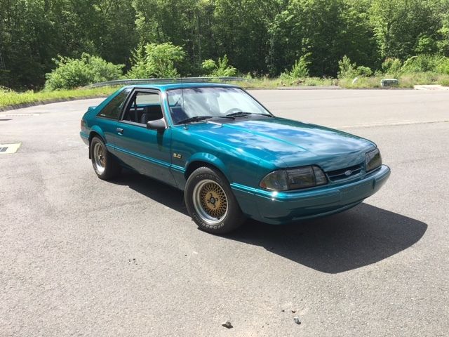 1993 Reef Blue Ford Mustang Hatchback