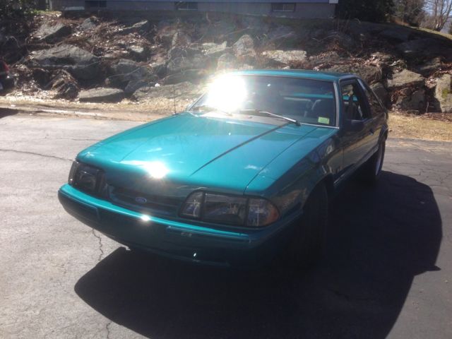 1993 Reef Blue Ford Mustang Hatchback