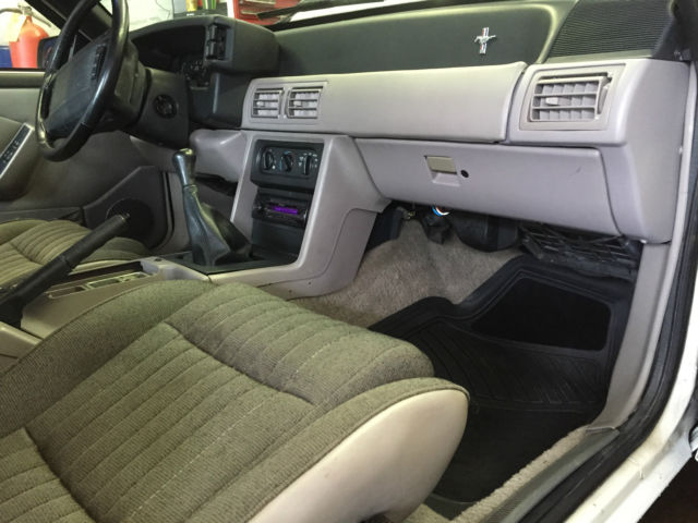 1993 White Ford Mustang Hatchback