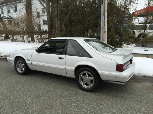 1993 White Ford Mustang Hatchback