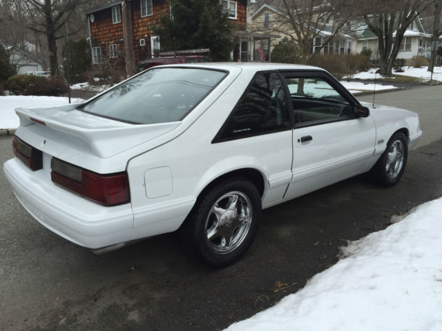 1993 White Ford Mustang Hatchback