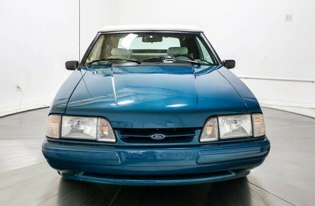 1993 -- Ford Mustang Convertible