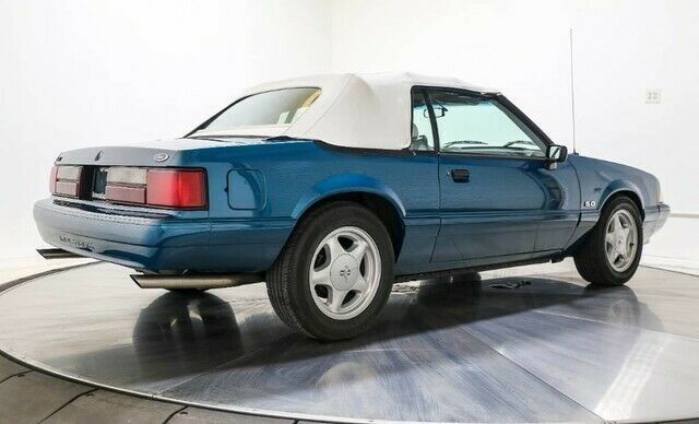 1993 -- Ford Mustang Convertible