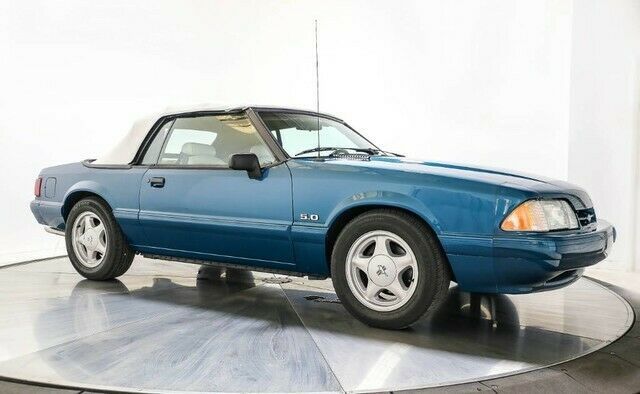 1993 -- Ford Mustang Convertible