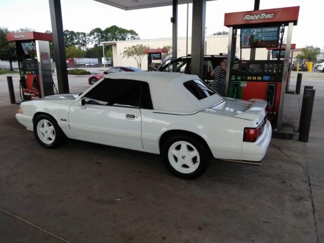 1993 White Ford Mustang Convertible