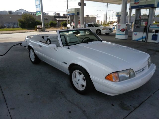 1993 White Ford Mustang Convertible
