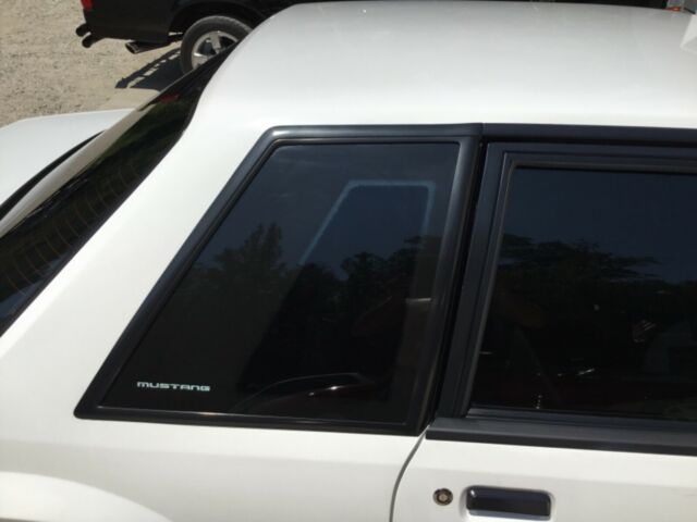 1993 White Ford Mustang Coupe