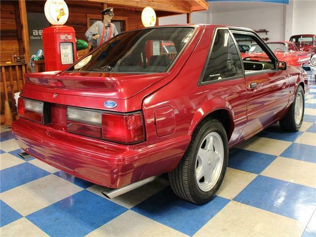 1993 Red Ford Mustang --