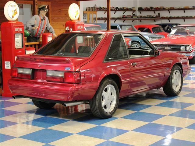 1993 Red Ford Mustang --