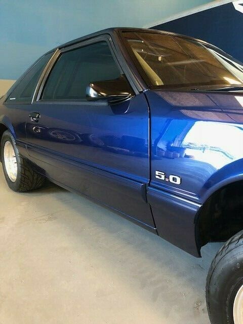 1993 Blue Ford Mustang