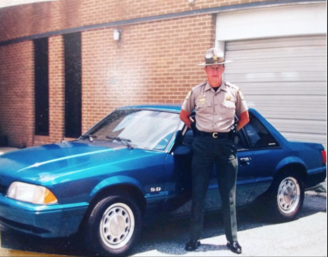 1993 Reef Blue Ford Mustang Coupe